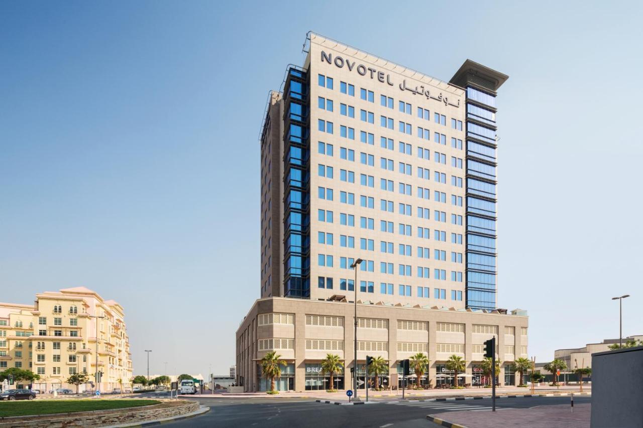 Novotel Bur Dubai - Healthcare City Exterior photo